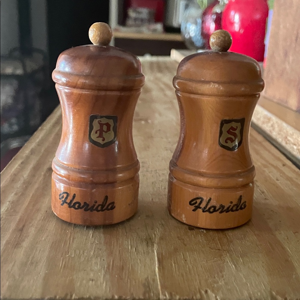 Wooden Florida Salt and Pepper Shakers